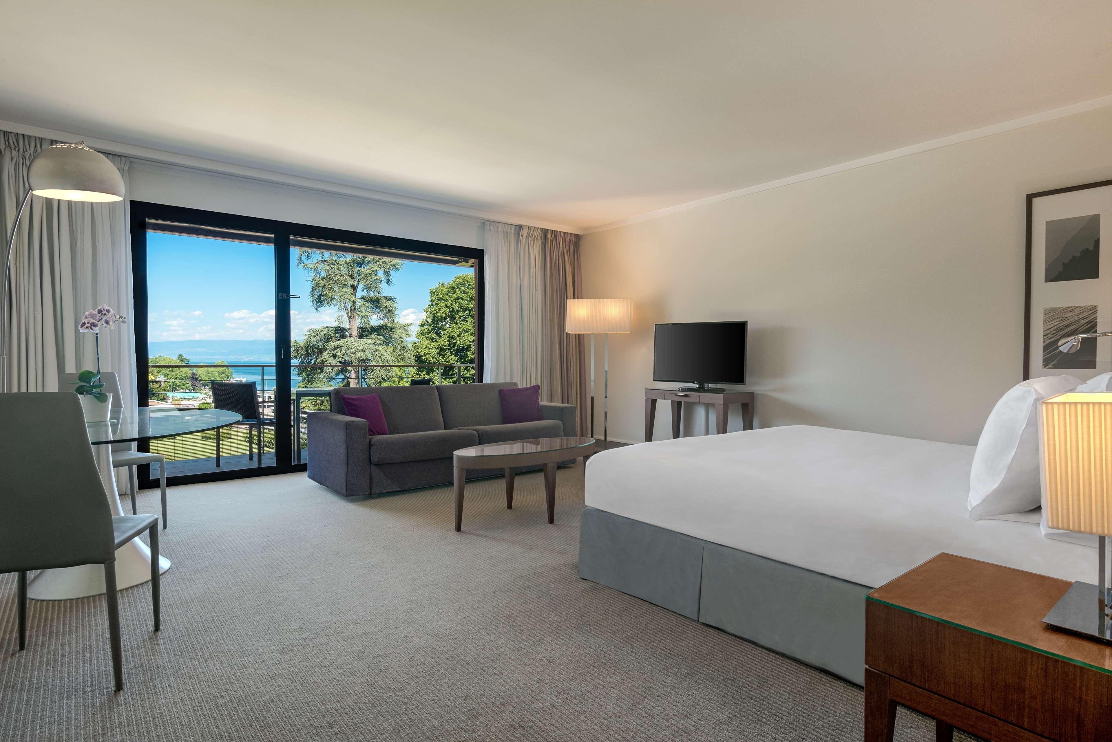 Hilton Evian Les Bains Hotel Bagian luar foto